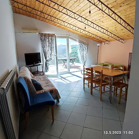 Berio Due - Tuija Apartmán Villa Viani